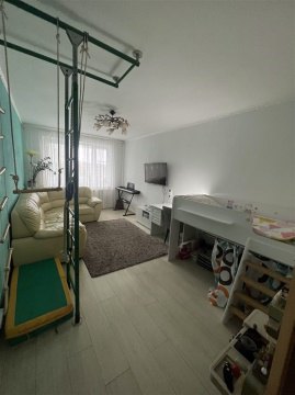 2-к квартира, 5/5 эт., 52м²
